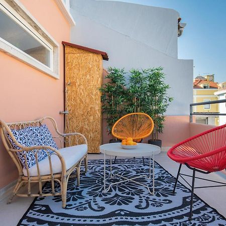 Lovelystay - Sunny 1Bdr Apartment W/Terrace Lisbon Exterior photo