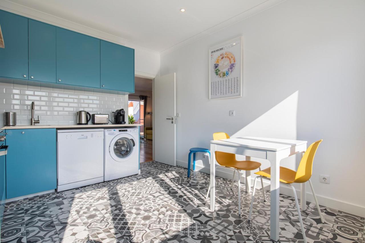 Lovelystay - Sunny 1Bdr Apartment W/Terrace Lisbon Exterior photo