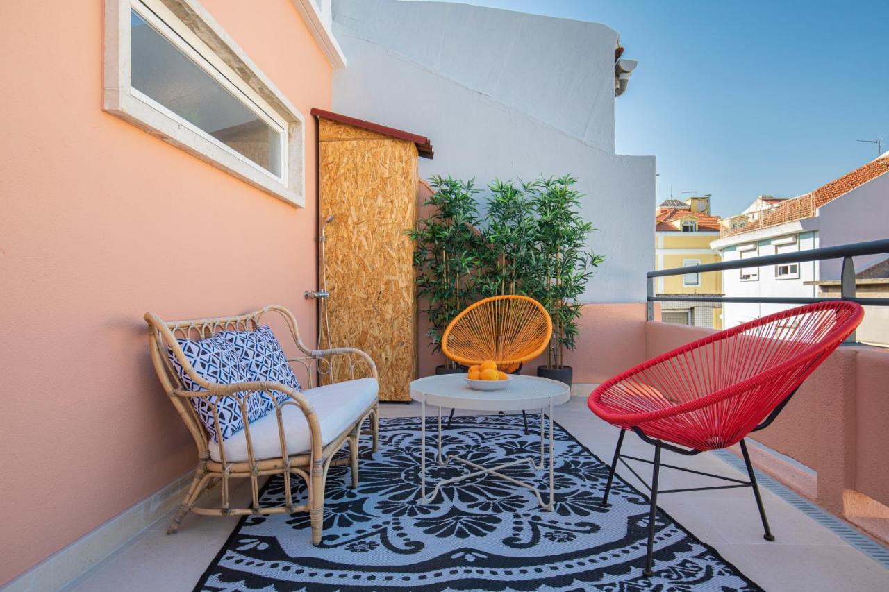 Lovelystay - Sunny 1Bdr Apartment W/Terrace Lisbon Exterior photo