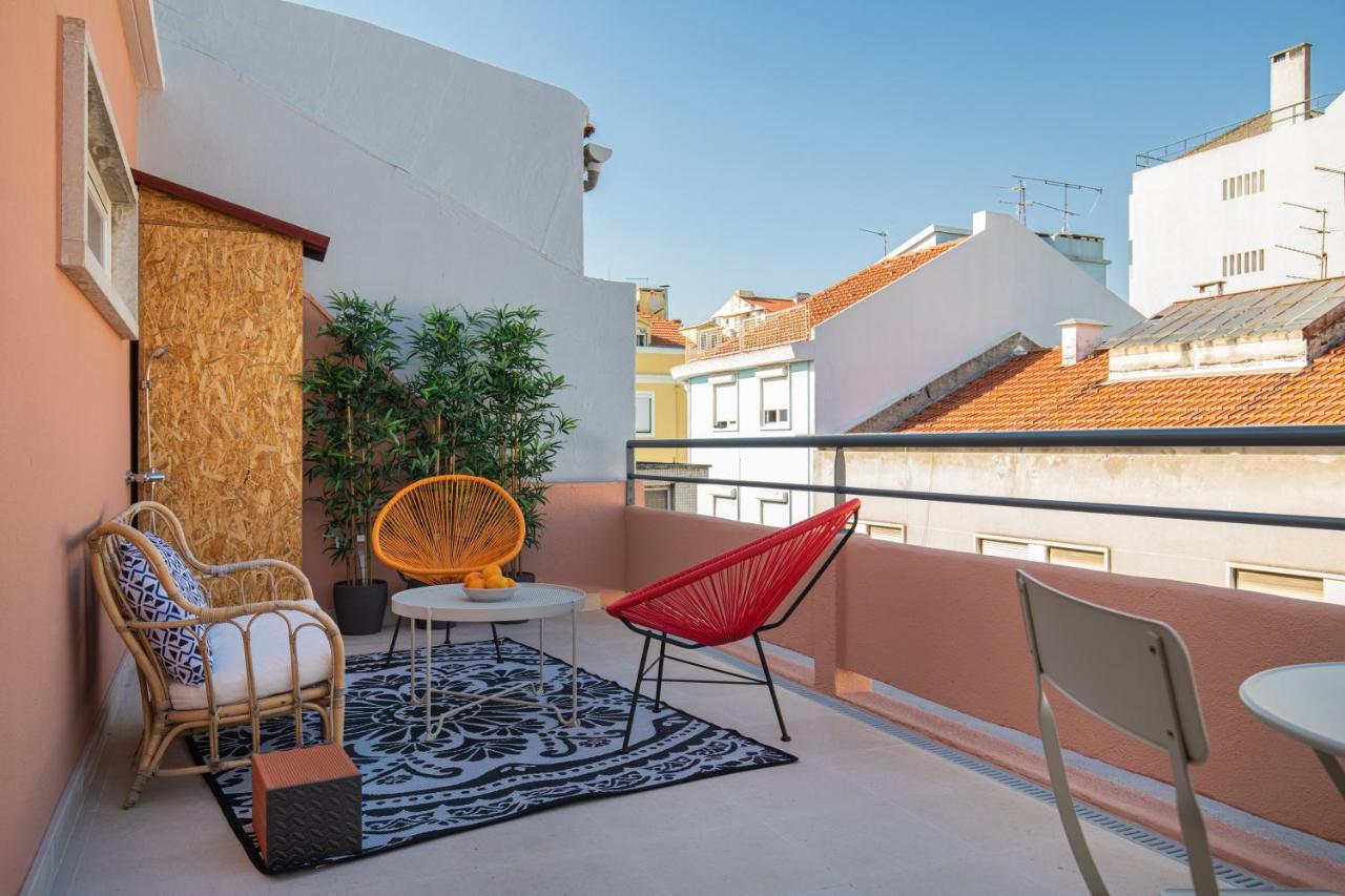 Lovelystay - Sunny 1Bdr Apartment W/Terrace Lisbon Exterior photo