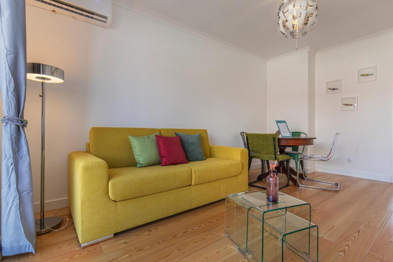 Lovelystay - Sunny 1Bdr Apartment W/Terrace Lisbon Exterior photo