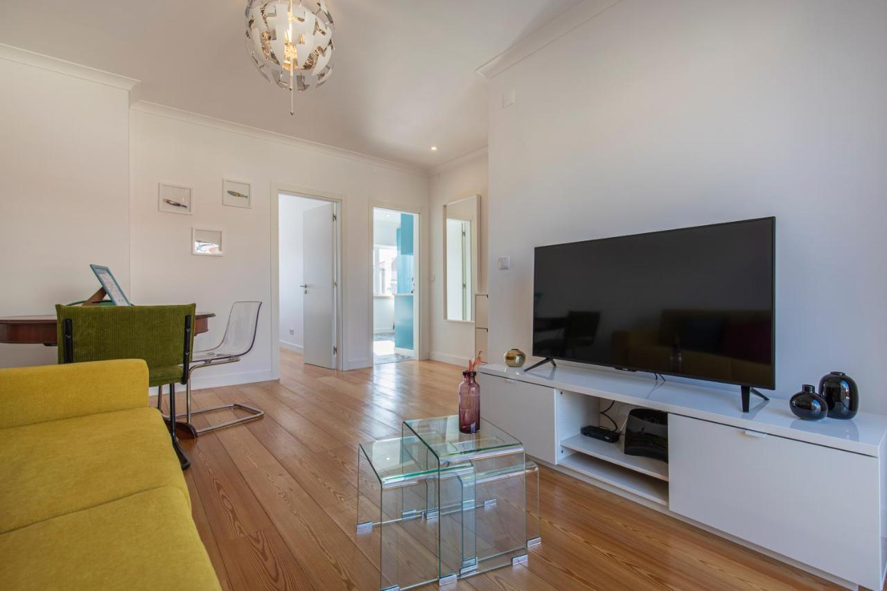 Lovelystay - Sunny 1Bdr Apartment W/Terrace Lisbon Exterior photo